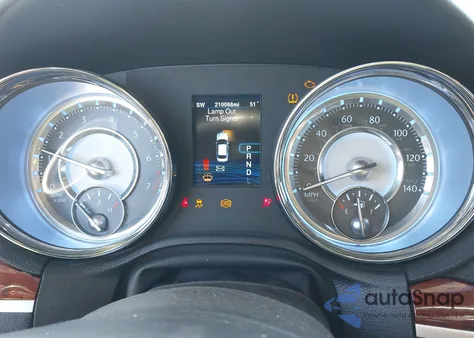 2013 Chrysler 300 Motown from USA, damaged, VIN 2C3CCARG6DH560069